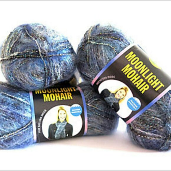 11 skeins of Lion Brand Moonlight Mohair in the colourway "Glacier Bay" - Picture 1 of 7